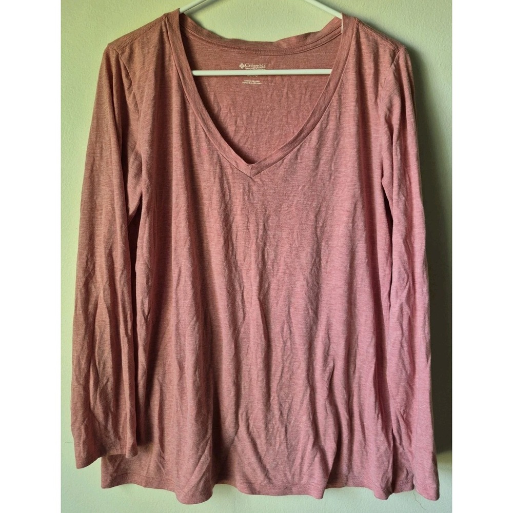 Columbia Women's Long-sleeve V-neck Tee Relaxed Fit Coral Size XL